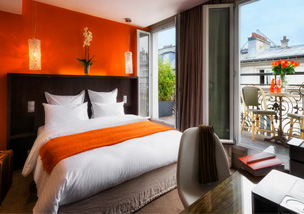 Hotel b. Montmartre（ホテル ベ－・ モンマルトル）