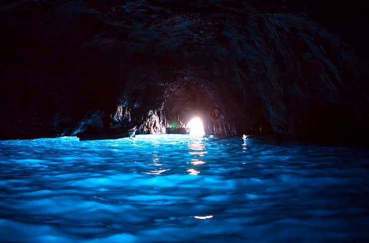 イタリア青の洞窟（イメージ）