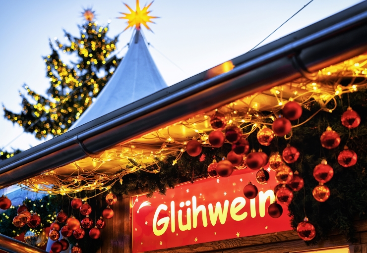 ドイツクリスマスマーケットのホットワイン