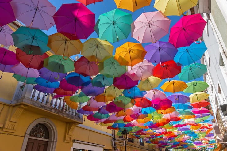 ポルトガルの傘祭りでSNSを鮮やかに染めよう！世界一ポップ＆カラフル