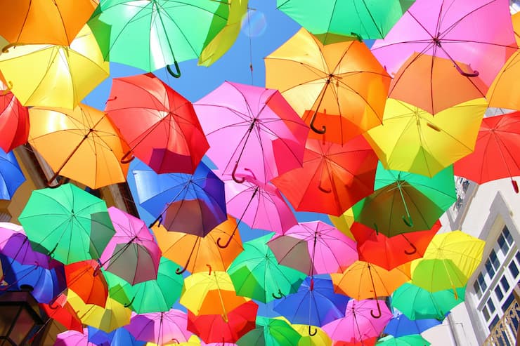 ポルトガル・アゲタの傘祭り