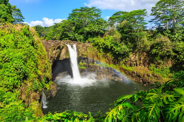 Hawaii, Rainbow Falls in Hilo