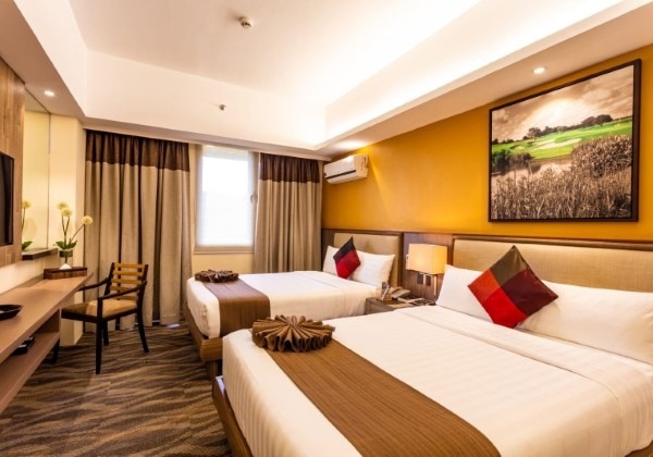 Deluxe Double Lake View