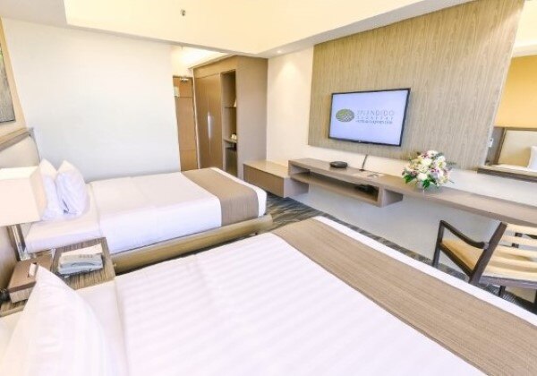 Deluxe Double Lake View