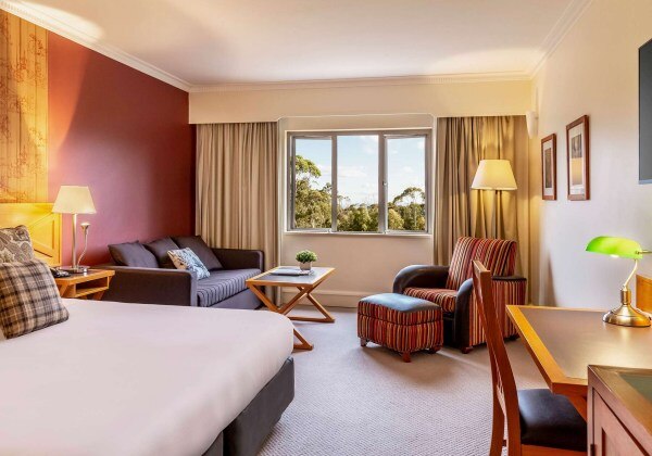 SUPERIOR ROOM, 1 King Bed