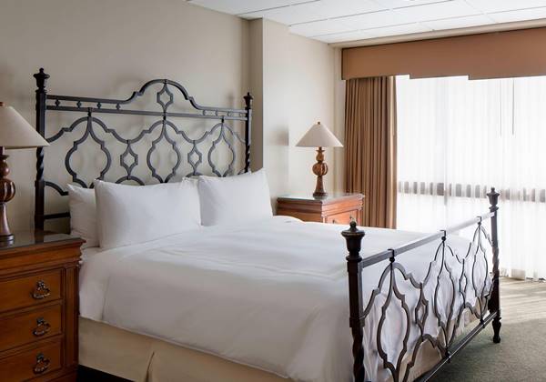 Guest room