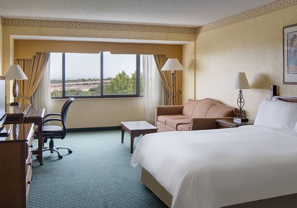 Guest room