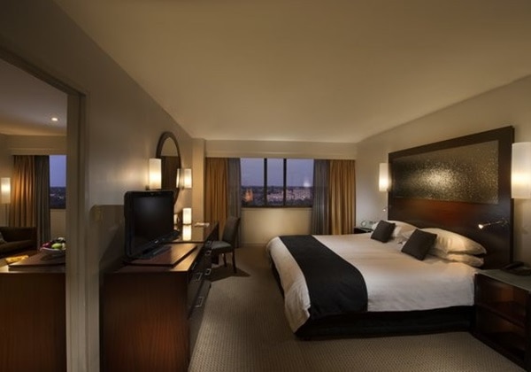 Stamford Spa Suite Bedroom