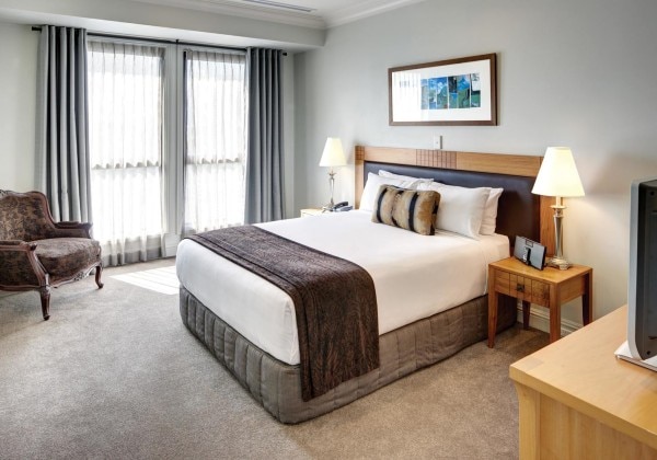 Executive 1Bedroom Apartment with Balco