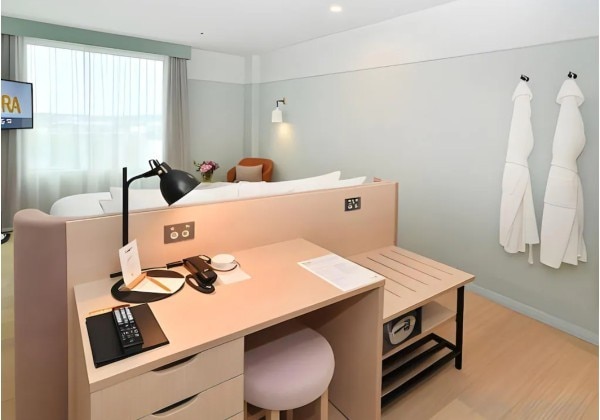 Premium Harbour View King