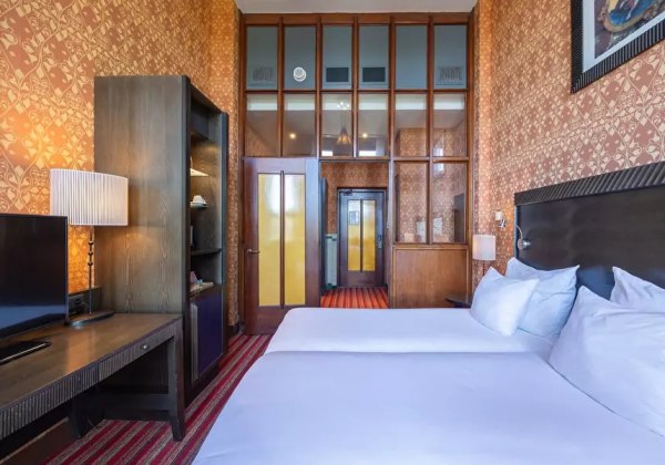 Superior Deluxe Room  Canalview