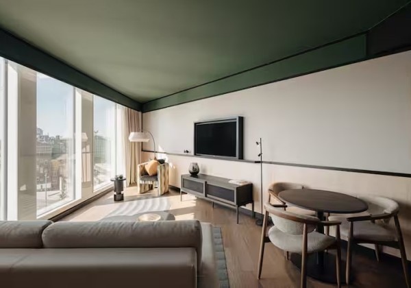 1Bedroom Suite with City View