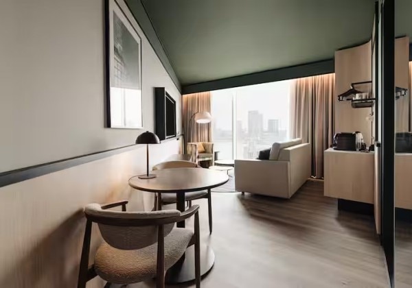 1Bedroom Superior Suite with River View