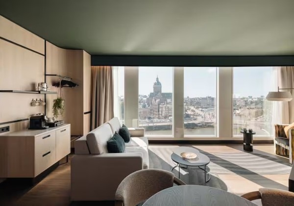 1Bedroom Superior Suite with River View