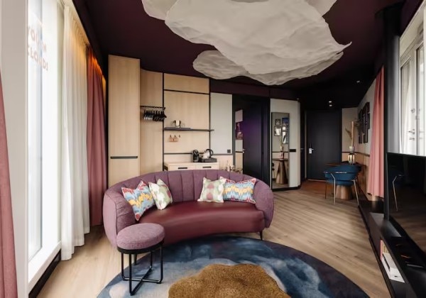 Luminair Suite with Balcony