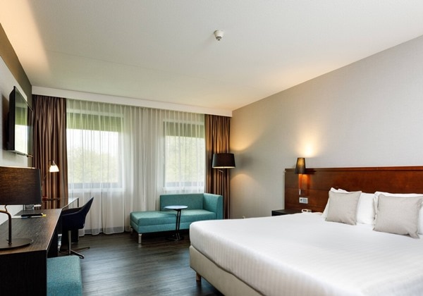 King Deluxe Guest Room