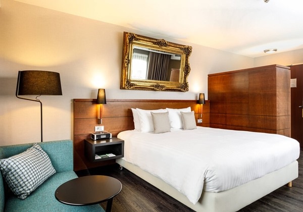 Deluxe Penthouse Suite