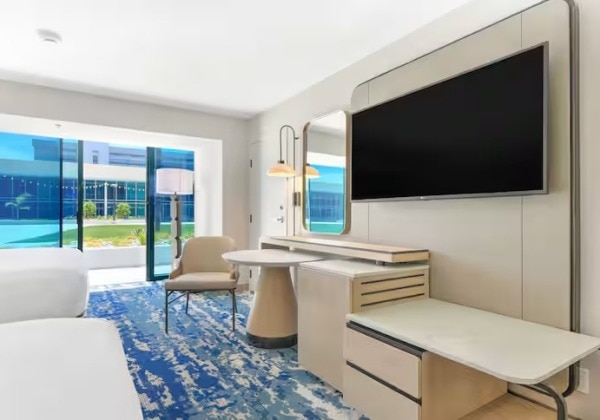 1 King Bed Terrace Level - Patio