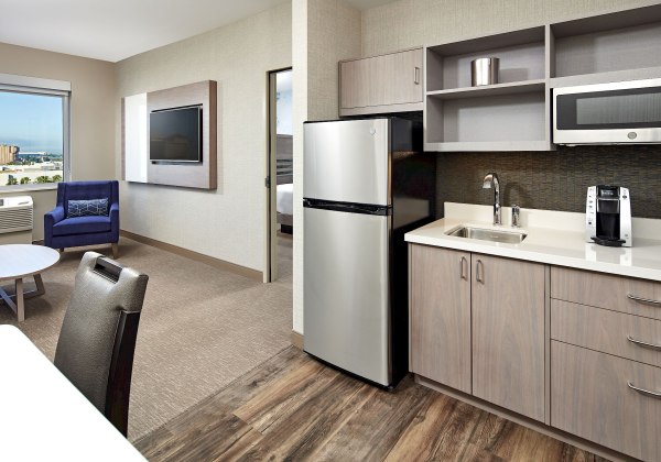 1-Bedroom 2 Queen Suite