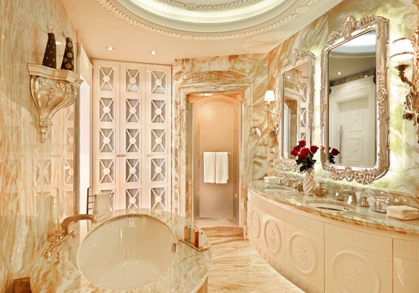 Ambassador Suite - Bathroom