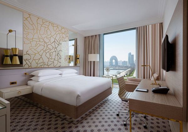 Guest Room 1 King Sea View