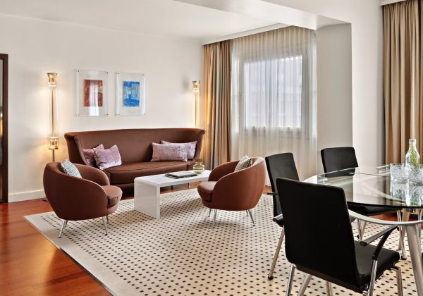 1 King Grand Suite Quiet High Floor