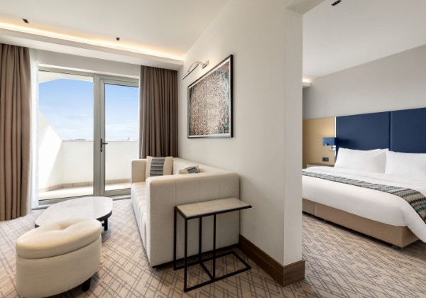 1 King Bed, Executive Senior Suite, Smok