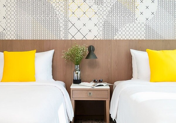 Superior Skyline Twin