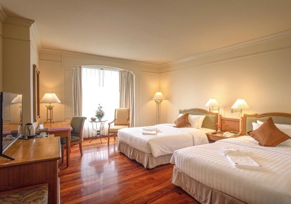 Executive River View