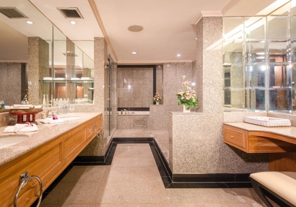 King Suite River View