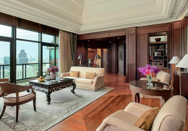 The Peninsula Suite
