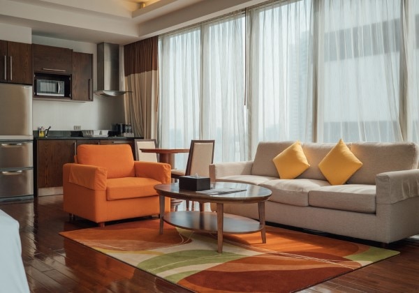 Studio Deluxe Corner