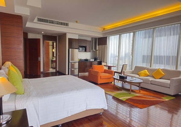 Studio Deluxe Corner