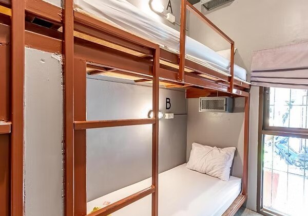 Single Bed in Mixed Dormitory Room GF