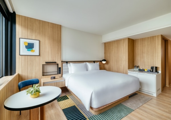 Deluxe Rooms and Accessible