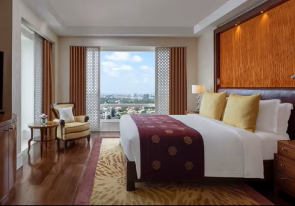 Club Lounge Access, Tower Suite