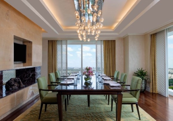 Club Lounge Access, The Ritz-Carlton Sui