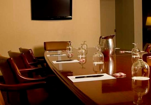 1KING BED 2ROOM CONFERENCE SUITE-NONSMOK