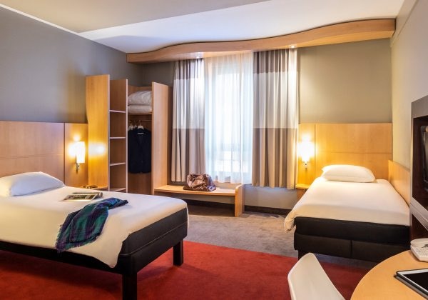Room with 2 Single Beds