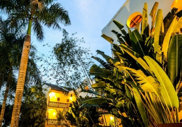 Superior Partial Sea View