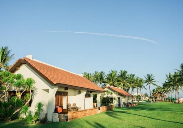 Bungalow Beach Front