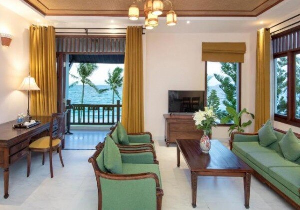 Junior Suite Ocean Front