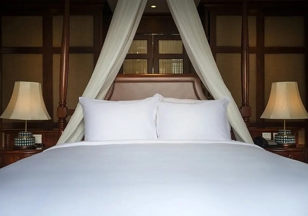 Veranda Suite Pool View