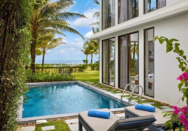 2-Bedroom Pool Villa Beachfront