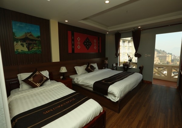 Deluxe Triple with Moutain View Balcony