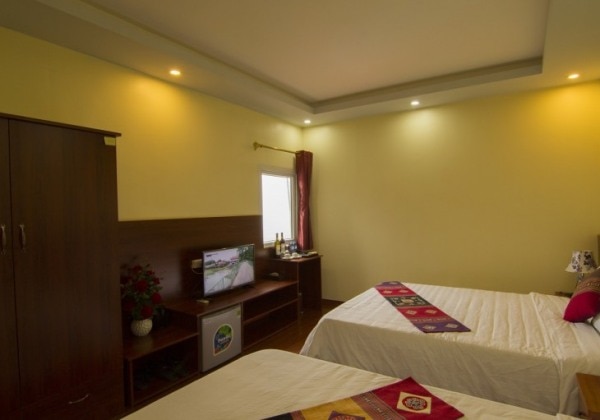 Superior Triple with Moutain View Balcon