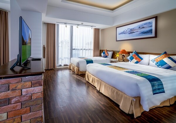 Executive Family Valley View