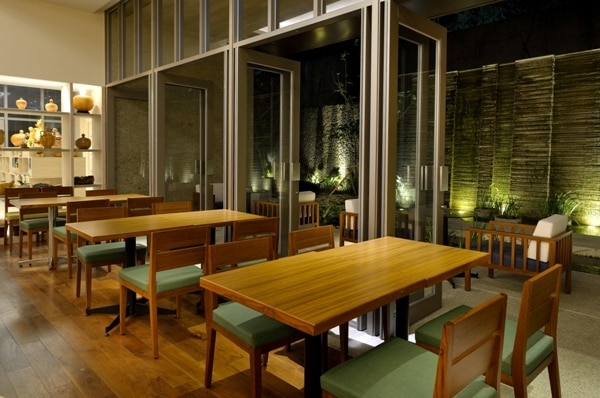 センチュリーラウンジ