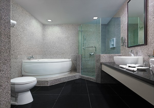 Manhattan Suite Bathroom