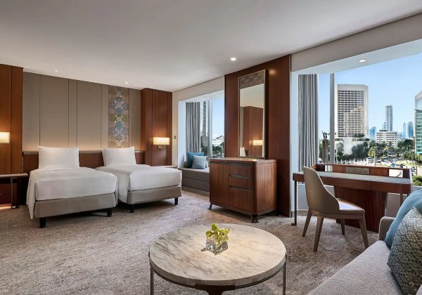 2 Twin Beds with City View